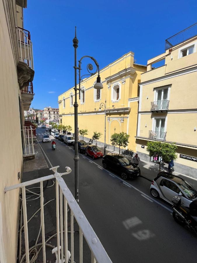 Il balconcino di Mary Bed and Breakfast Sorrento Esterno foto